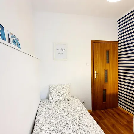 6 Pokoi W Centrum - Kartuska 12 Sidlice